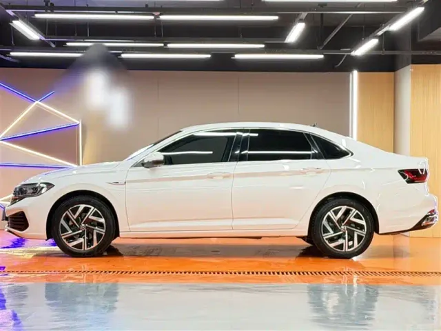 Volkswagen Sagitar — Фото автомобиля 16