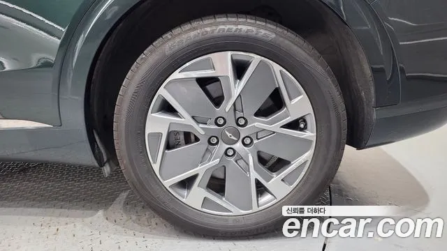 Genesis GV70 Electrified GV70 — Фото автомобиля 19
