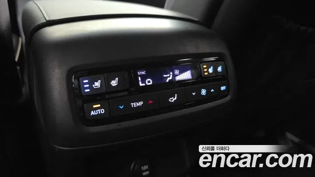 Hyundai Palisade Palisade Бензин 3.8 2WD — Фото автомобиля 16