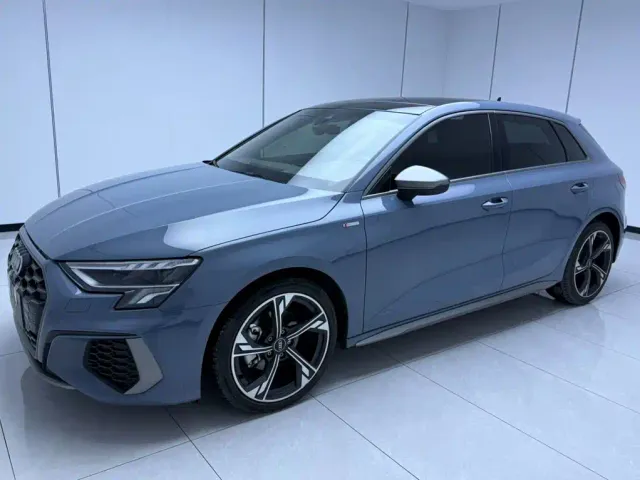 Фотография автомобиля — Audi A3