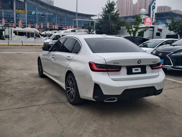 BMW 3 Series — Фото автомобиля 6