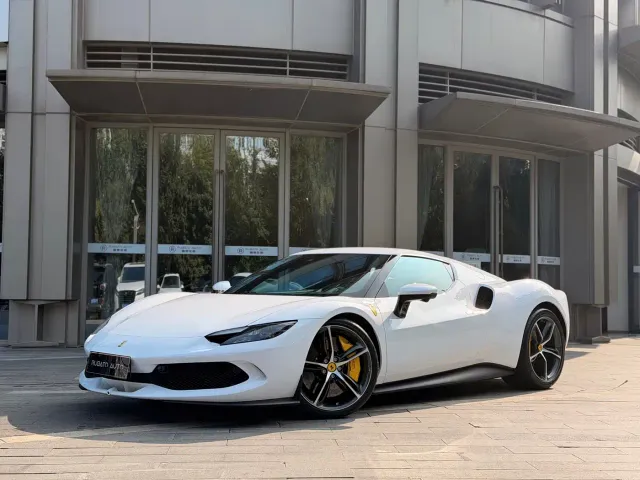 Фотография автомобиля — Ferrari 296