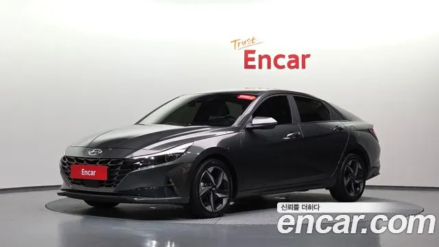 Hyundai AVANTE Avante (CN7) — Фото автомобиля 11