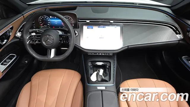 Mercedes-Benz E-Class — Фото автомобиля 7