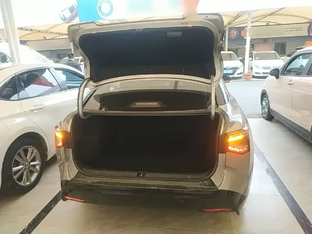 Toyota bZ3 — Фото автомобиля 18