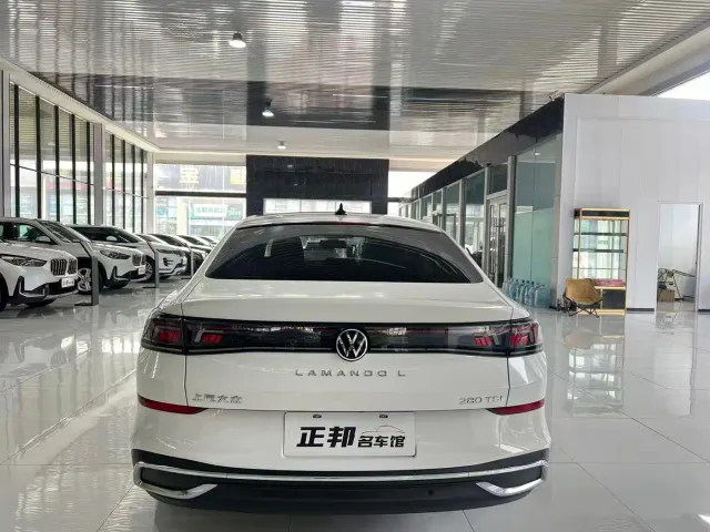 Volkswagen Lamando — Фото автомобиля 4
