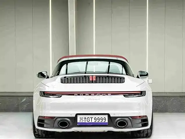 Porsche 911 — Фото автомобиля 4