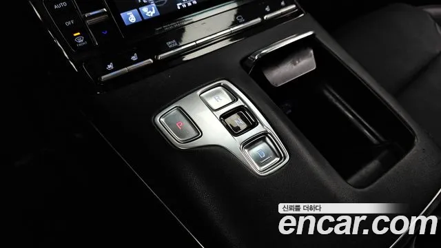 Hyundai Grandeur New — Фото автомобиля 12