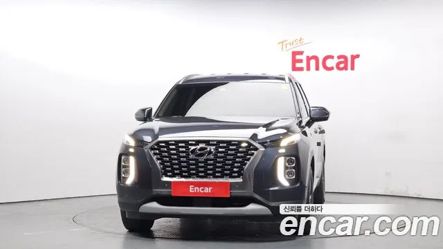 Hyundai Palisade Palisade Дизель 2.2 2WD — Фото автомобиля 3