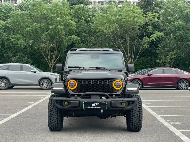 Jeep Wrangler 4xe — Фото автомобиля 26