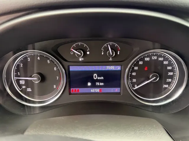 Buick LaCrosse — Фото автомобиля 12