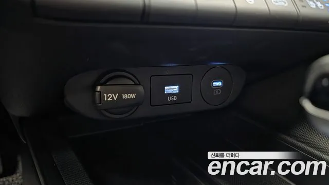 Hyundai Avante CN7 — Фото автомобиля 28