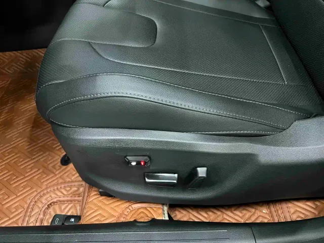 Hyundai Elantra — Фото автомобиля 17