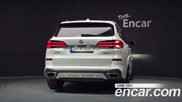 BMW X5 xDrive 40i M Sport — Фото автомобиля 4