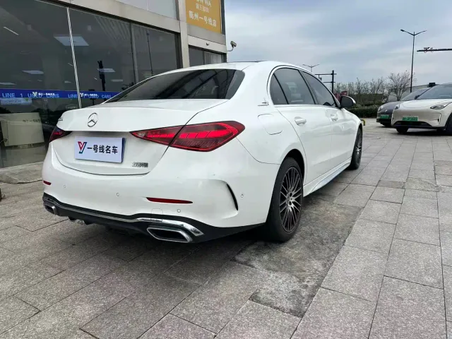Mercedes-Benz C-Class — Фото автомобиля 4