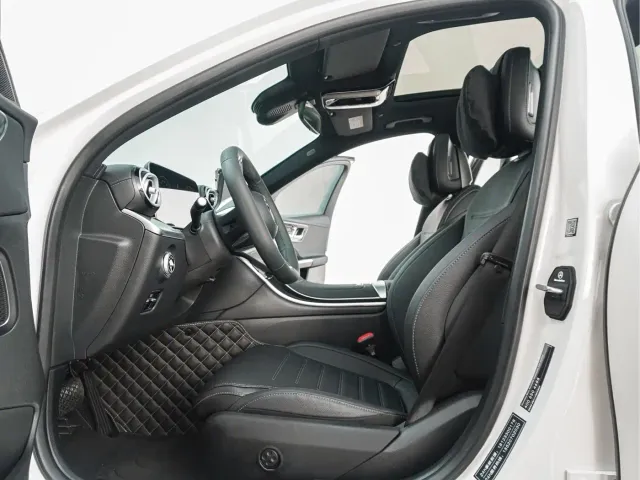 Mercedes-Benz C-Class — Фото автомобиля 29
