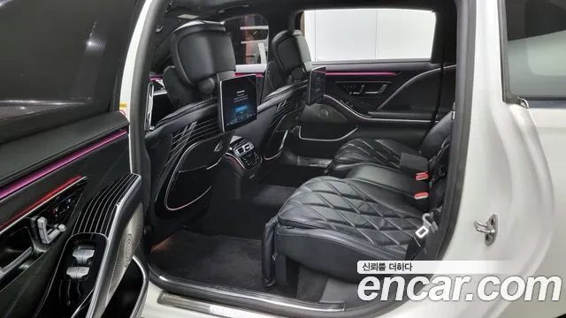 Mercedes-Benz S-Class — Фото автомобиля 12