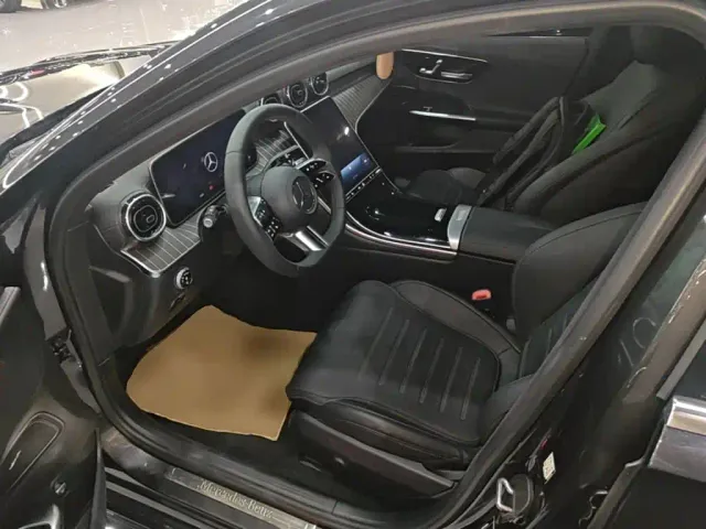 Mercedes-Benz C-Class — Фото автомобиля 14