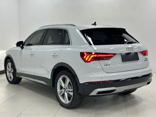 Audi Q3 — Фото автомобиля 6