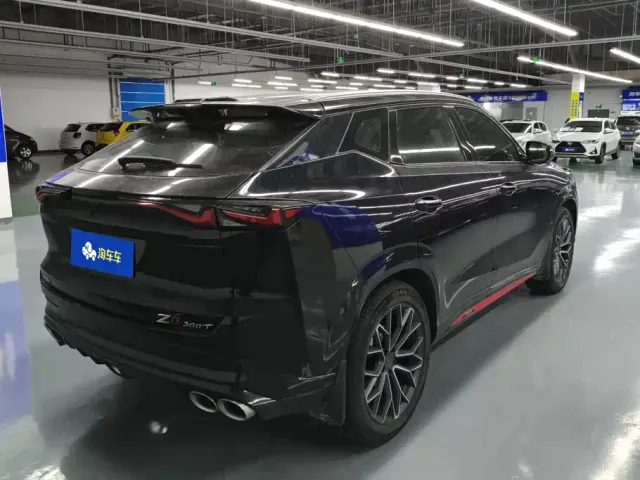 Changan Z6 — Фото автомобиля 3
