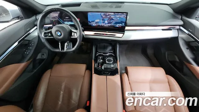 BMW 5-Series — Фото автомобиля 3