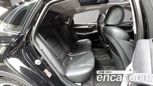 Hyundai Grandeur Новый Grandeur IG — Фото автомобиля 10