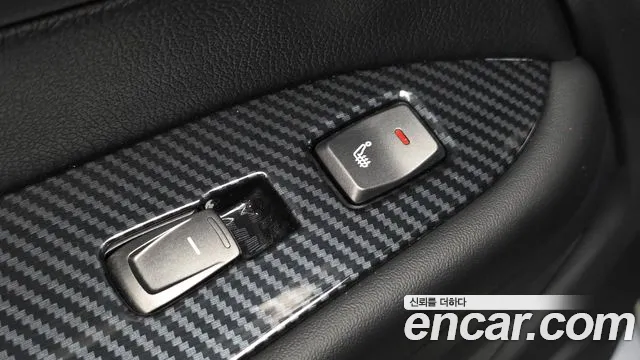 KG_Mobility_Ssangyong Rexton Новый Rexton Sport Khan Дизель 2.2 4WD — Фото автомобиля 19