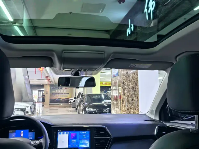Jetta VS7 — Фото автомобиля 11