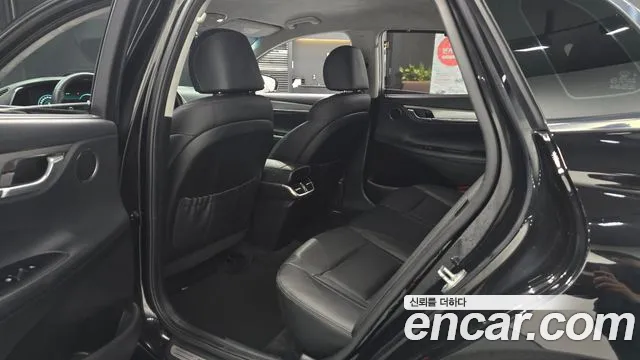 Hyundai Grandeur Grandeur (New) Hybrid — Фото автомобиля 11