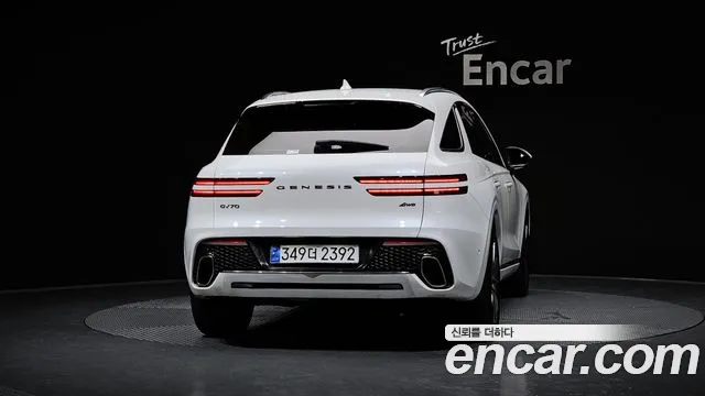 Genesis GV70 2.5T Бензин AWD — Фото автомобиля 3