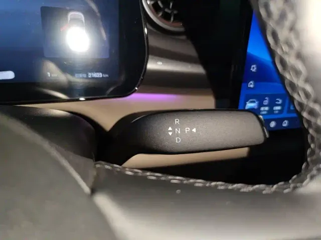 BYD Dolphin — Фото автомобиля 13