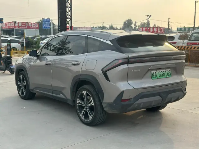 Geely Galaxy L7 — Фото автомобиля 11