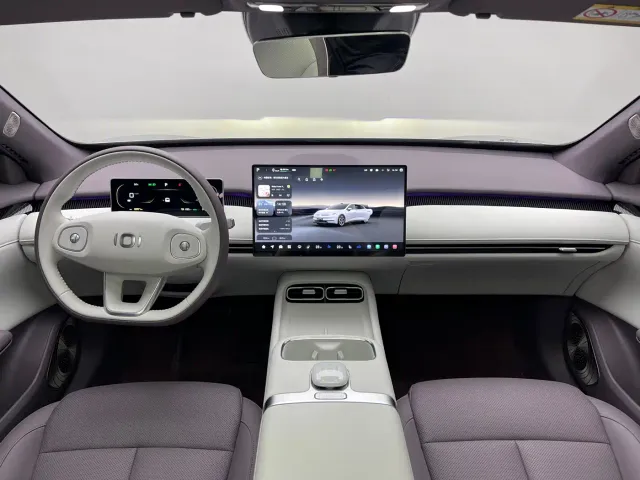 Changan Qiyuan A06 — Фото автомобиля 13