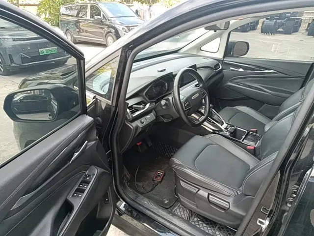 Maxus G50 — Фото автомобиля 15