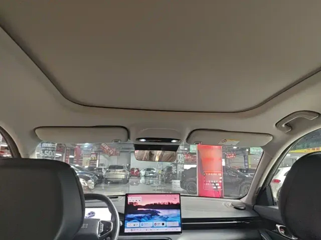 Geely Galaxy E5 — Фото автомобиля 17
