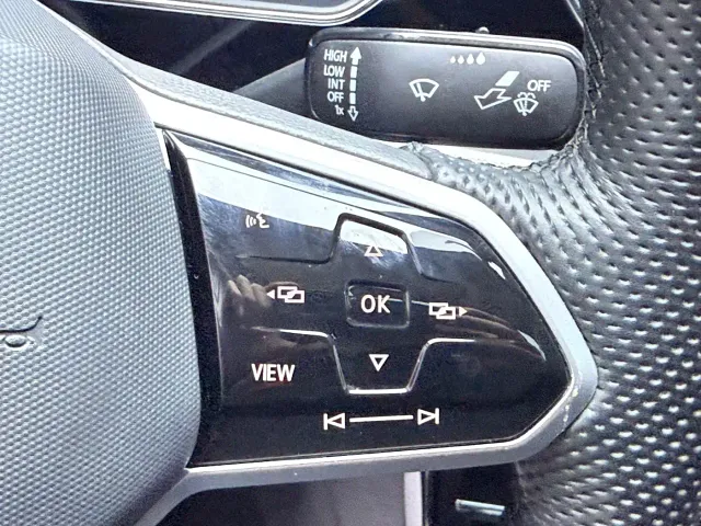 Volkswagen Passat — Фото автомобиля 12