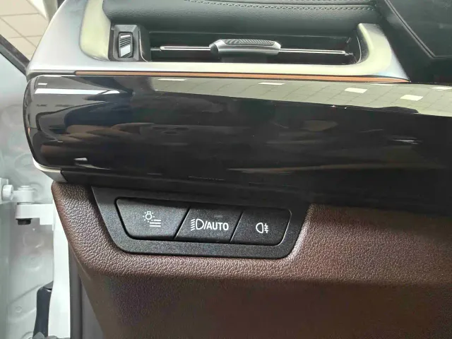 BMW X1 — Фото автомобиля 12