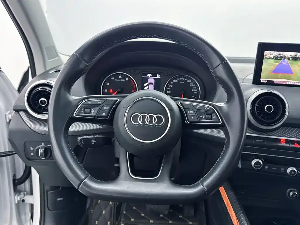 Audi Audi Q2L 2024 35TFSI Fashion Sport — Фото автомобиля 4