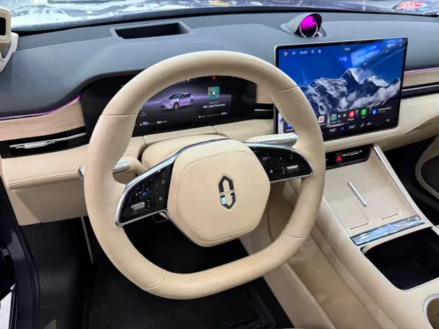 Aito M5 — Фото автомобиля 11