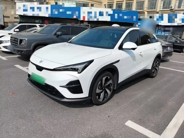 Фотография автомобиля — Arcfox Alpha T5