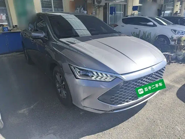 BYD Qin PLUS — Фото автомобиля 21