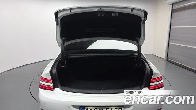 Genesis G80 Бензин 2.5 турбо 2WD — Фото автомобиля 20