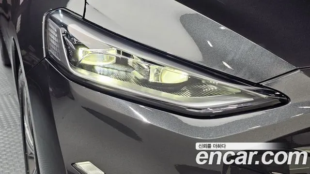 Kia K8 Hybrid — Фото автомобиля 7
