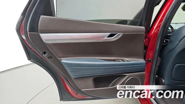 Genesis G80 Бензин 2.5 турбо 2WD — Фото автомобиля 21