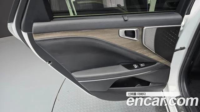 Kia K8 2.5 Бензин 2WD — Фото автомобиля 23