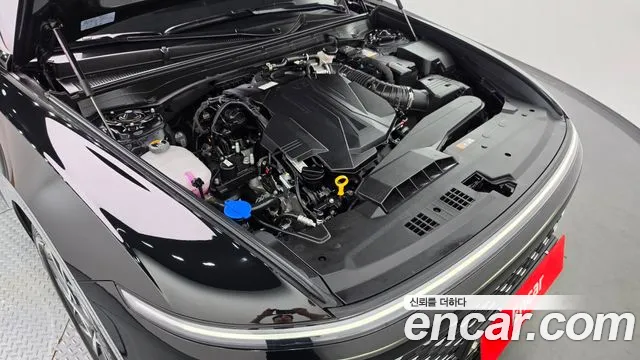 Hyundai Grandeur Grandeur (GN7) 3.5 LPG 2WD (Такси) — Фото автомобиля 6