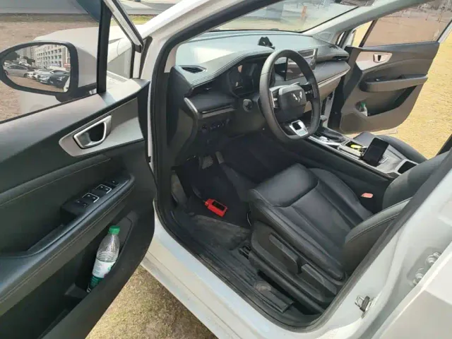 Wuling Jiachen — Фото автомобиля 15