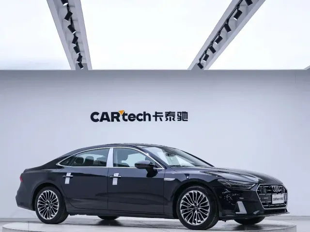 Audi A7L — Фото автомобиля 3