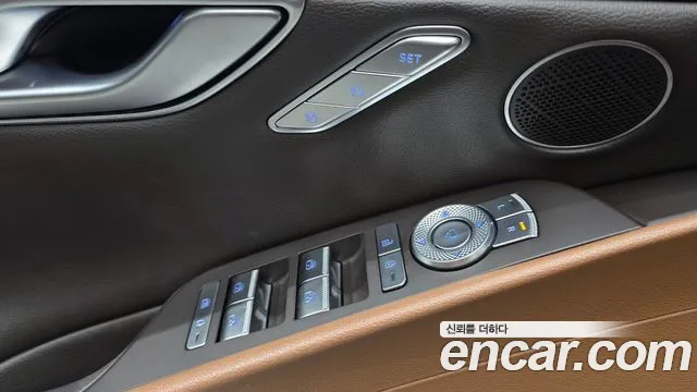 Genesis G80 Бензин 2.5 турбо 2WD — Фото автомобиля 28