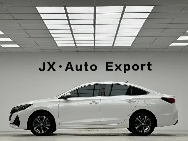 Changan Eado — Фото автомобиля 8